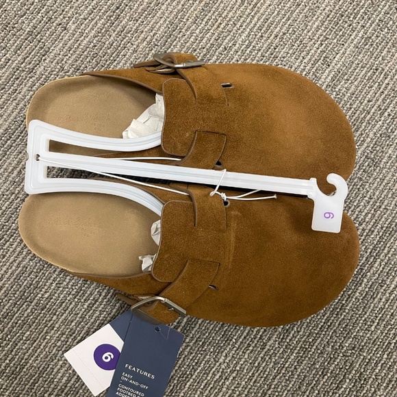 Universal Thread Clog - Size 6 - Picture 3 of 4